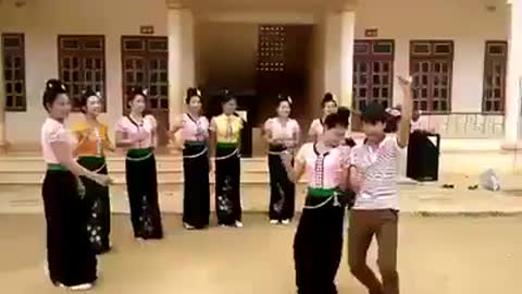 Beautiful Girls Dancing