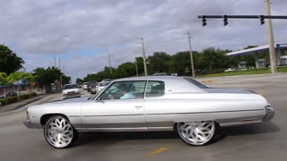 How to put 26 inch rims on correctly on Old School Cars