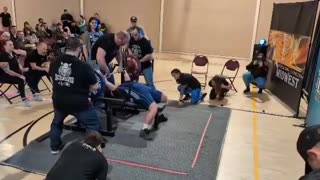 Lisa 363 lb bench press