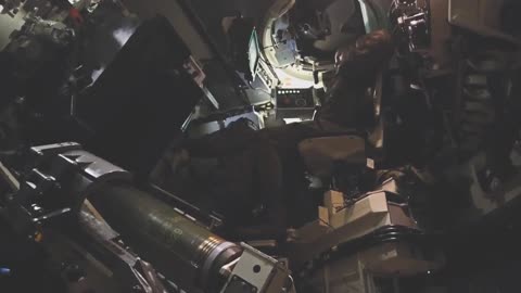 Insane Footage from Ukrainians Inside a Krab 155mm Heavy Gun