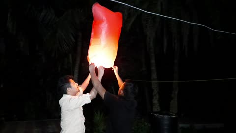 Sky Lanterns Flying Video in Indian Festival Diwali ||