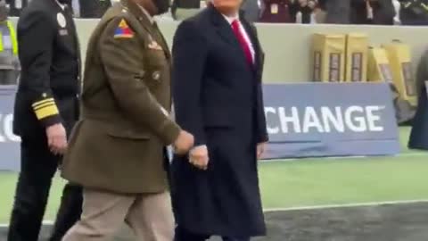 President Trump at Army-Navy game-2