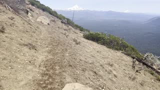 Hiking the Steep Ridgeline – Black Butte Trail – Deschutes National Forest – Central Oregon – 4K