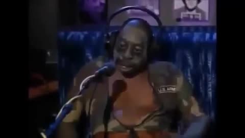 🦗 Funny | Howard Stern vs. Beetlejuice in Camo | FunFM