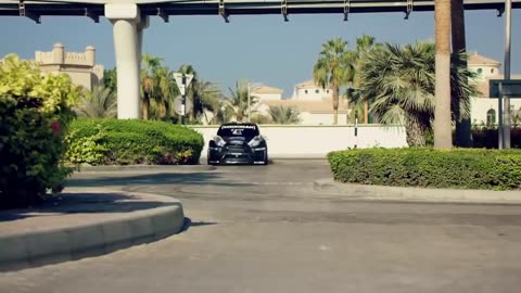 Dubai police cars VS Racer