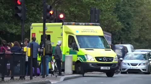 Horn, Lights and Sirens London Ambulance Responding