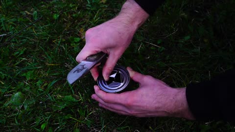 How to make a survival oven out of a tin can? DIY