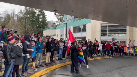 BREAKING: Antifa clashes with Gays Against Groomers group outside Drag Queen Story Hour in BC