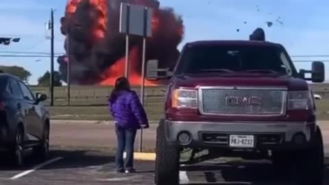 two military planes collided in dallas