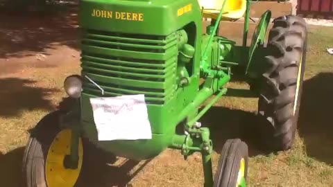 1945 John Deere LA