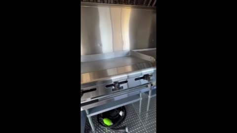 BRAND NEW 2022 - 8.5' x 18' Mobile Kitchen Food Concession Trailer for Sale in California