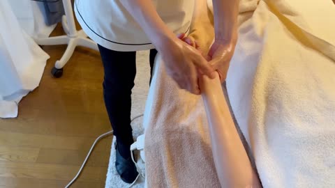 I got Premium Japanese Face massage in Yokohama, Tokyo Japan (soft spoken)