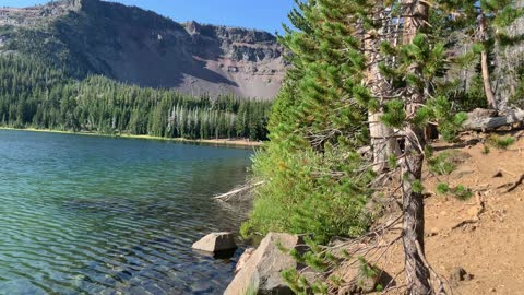 Central Oregon - Little Three Creek Lake - Spectacular Alpine Lake - 4K