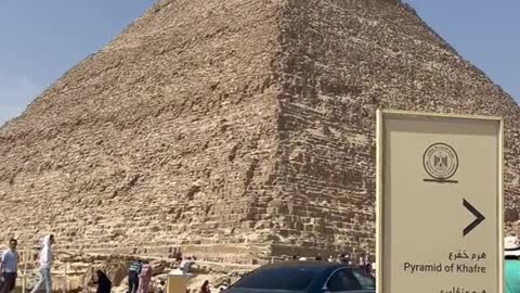 Visiting the Pyramids of Giza Part 1