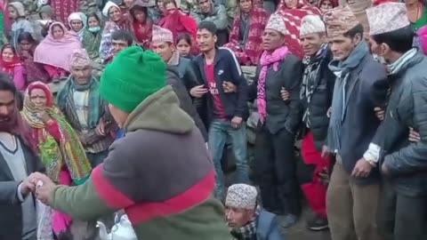 nepali khas deuda khal कठै बीचाराअेा ढाड खाइयाे कणडाे दुख्याे ।