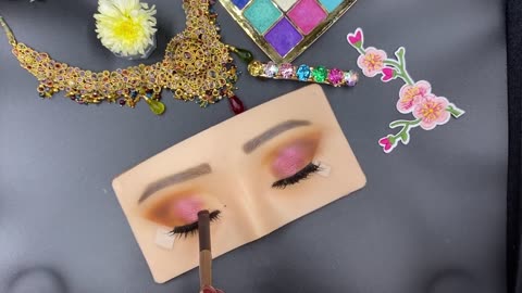Get the Perfect Pink Eye Makeup Look: Kashee's Beauty Parlor's Inspiration
