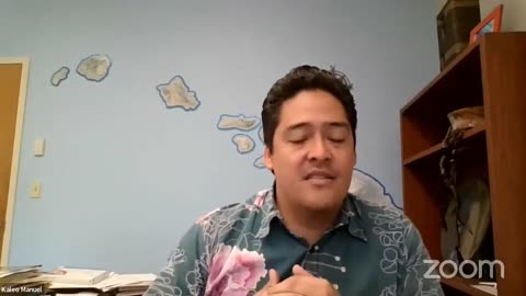 Hawaiian official in charge of water resources is under fire