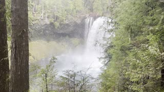 ENJOY the Peace & Quiet of Koosah Falls 3 – McKenzie River – Central Oregon – 4K