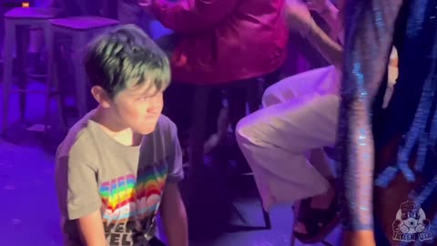 Draq Queens Invite Young Children On Stage To Dance In Dallas Bar