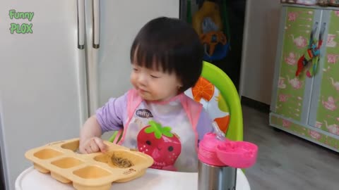 Babies Falling Asleep While Eating - Funny Baby Videos