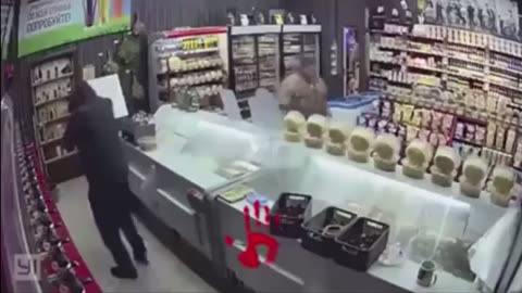 Robbery gone horribly wrong 😱😱😱