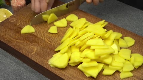 Meat and potatoes in the oven with a very tasty crust!