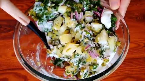 Creamy Potato Salad | Easy Healthy And Super Delicious!