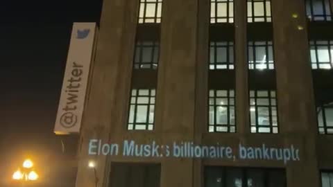 Someone Scrolls Disgusting Message To Elon On Twitter HQ