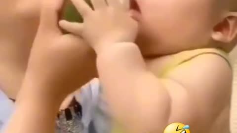 Hahaha🤣 babies 👶👶🍼 funny babys 👶👶