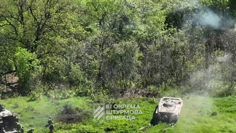 Incredible Distruction of Russian Armored Convoy
