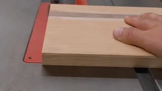 Bottom chamfered cutting board
