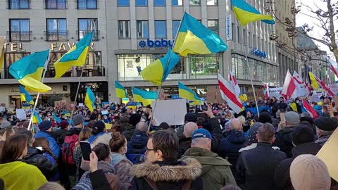 stand with ukraine dusseldorf germany💛💙