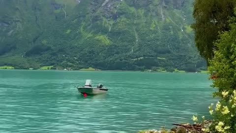 Hjelledalen, na Noruega 😍 Quem você levaria Vídeo