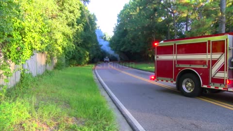 Power Pole Falls on Street, Catches Fire on Knollwood Dr in Mobile, AL