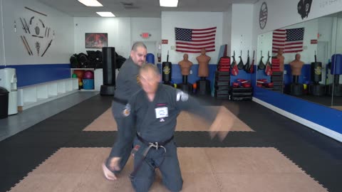An example of the American Kenpo technique Destructive Kneel
