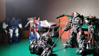 Giant transformers brawl stop motion!