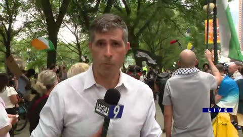 Protestors flock to downtown Chicago for Trump speech