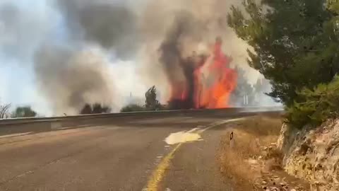 Fire and rescue teams in Northern Israel