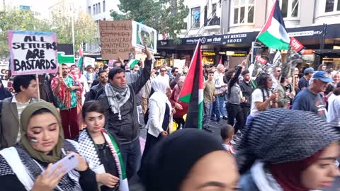 Jihadi against Israel marching up Queen Street 15 May 2021