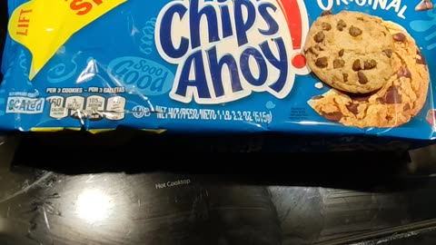 Eating Nabisco Family Size Chips Ahoy! Real Chocolate Chip Cookies, Dbn, MI, 10/22/23