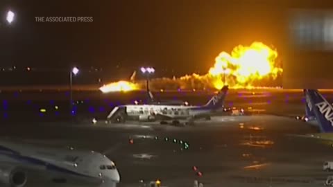 Japan airport airplane clash video