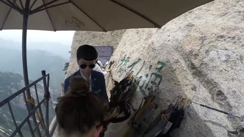 Hua Shan Cliffside Plank WalkHua Shan Cliffside Plank Walk