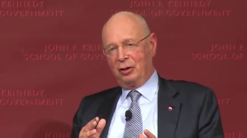 KLAUS SCHWAB TELLS THE HISTORY OF WEF AT HARVARD (2014 - FULL)