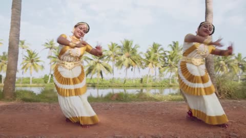 Kuttanadan Punjayile - Kerala Boat Song (Vidya Vox English Remix).mp4