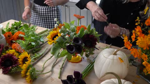 Transitional Flower Arranging: Halloween to Fall