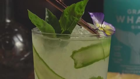 GIN SMASH BASIL CUCUMBER