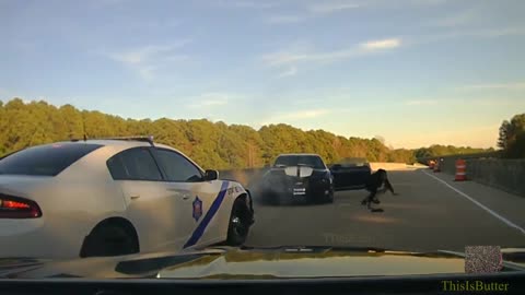 Arkansas state trooper hits suspect car after chase on I-530