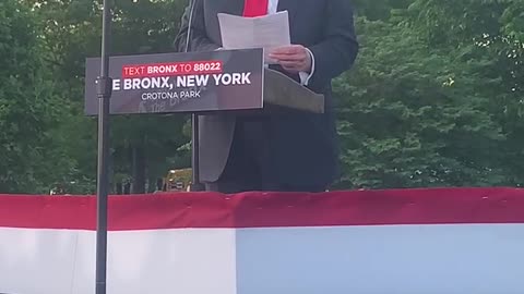 PRESIDENT TRUMP READS “THE SNAKE” AT BRONX RALLY