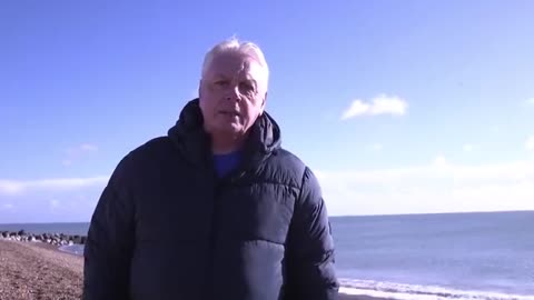 DAVID ICKE SPEECH THAT HAD HIM BANNED FROM 26 COUNTRIES - [Must watch Sheeple]