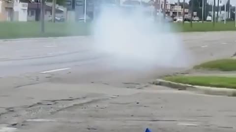 179 Dodge Challenger SRT HELLCAT Burnout